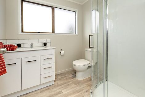 Photo of property in 10 Darnell Crescent, Clover Park, Auckland, 2019