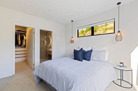 Photo of property in 6e Burns Street, Westown, New Plymouth, 4310