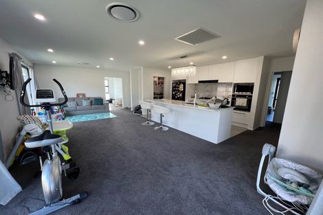 Photo of property in 14 Forge Close, Halswell, Christchurch, 8025