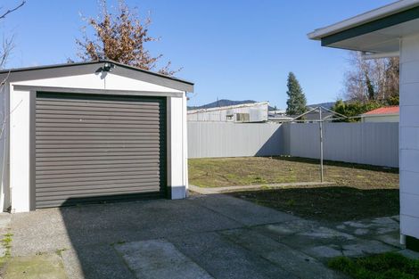 Photo of property in 19 Te Takinga Street, Turangi, 3334