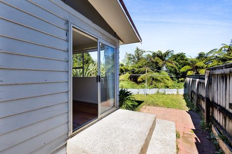 Photo of property in 52 Belair Avenue, Blagdon, New Plymouth, 4310