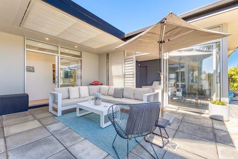 Photo of property in 4 Frances Street, Waikanae Beach, Waikanae, 5036