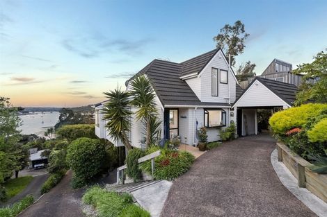 Photo of property in 1/34 Oruamo Place, Beach Haven, Auckland, 0626