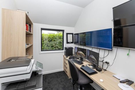 Photo of property in 31 Colina Street, Avonhead, Christchurch, 8042