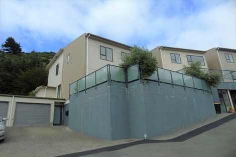 Photo of property in 7 Rarangi Way, Owhiro Bay, Wellington, 6023