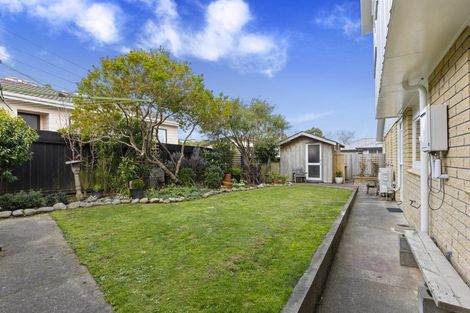 Photo of property in 1 Clematis Grove, Maungaraki, Lower Hutt, 5010