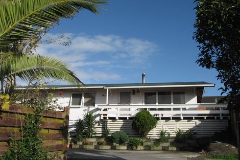 Photo of property in 117b Gossamer Drive, Pakuranga Heights, Auckland, 2010