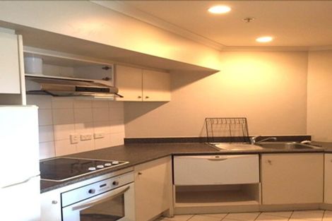 Photo of property in Tower Hill Apartments, 3e/1 Emily Place, Auckland Central, Auckland, 1010