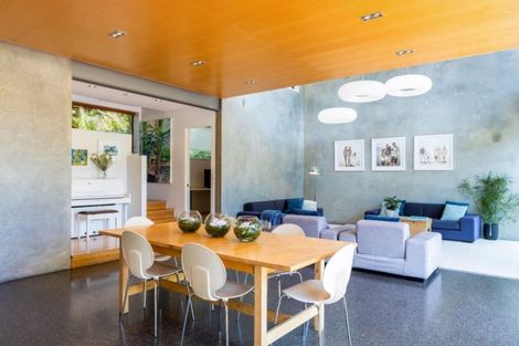 Photo of property in 27 Examiner Street, Nelson, 7010