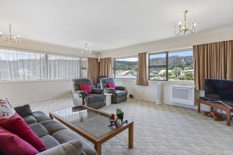Photo of property in 906 Port Road, Whangamata, 3620