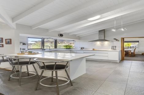 Photo of property in 33 Channing Crescent, Botany Downs, Auckland, 2010