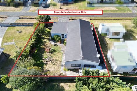 Photo of property in 8b Te Awa Street, Foxton Beach, Foxton, 4815