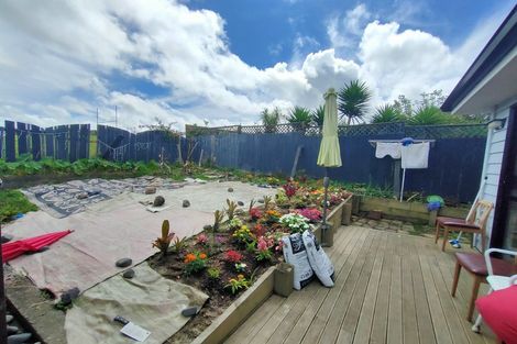 Photo of property in 48 Spence Road, Henderson, Auckland, 0612