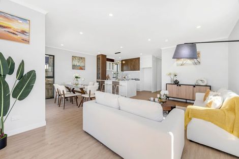 Photo of property in 28 Adamson Road, Flat Bush, Auckland, 2019