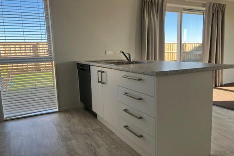 Photo of property in 120 Broadway Parade, Rolleston, 7615