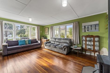Photo of property in 61 Tiromoana Road, Raumati South, Paraparaumu, 5032