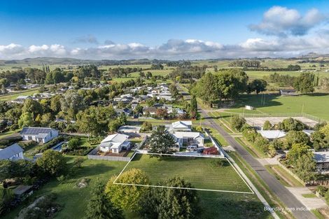 Photo of property in 15 Rochfort Street, Otane, 4202