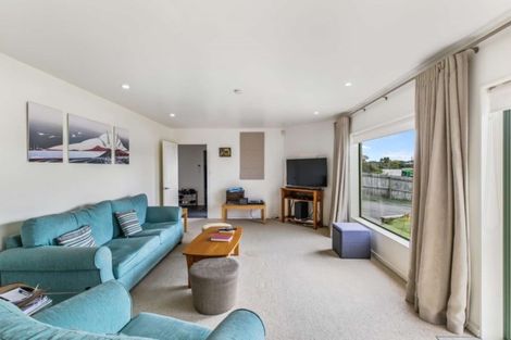 Photo of property in 22 Clansman Terrace, Gulf Harbour, Whangaparaoa, 0930