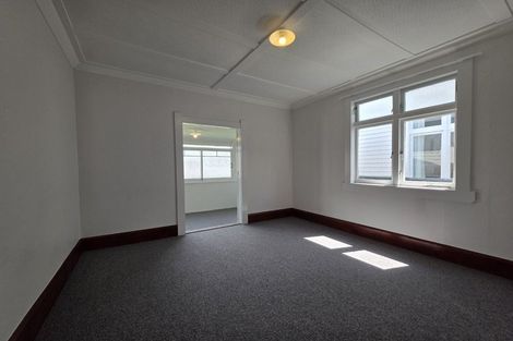 Photo of property in 123 Vigor Brown Street, Napier South, Napier, 4110