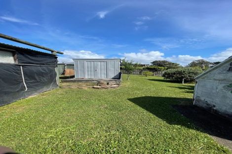 Photo of property in 125 Millbrook Road, Sunnyvale, Auckland, 0612