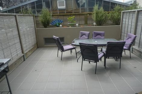 Photo of property in 1h/33 Mackelvie Street, Grey Lynn, Auckland, 1021