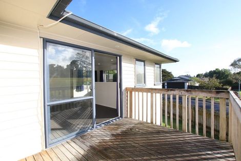 Photo of property in 17 Maywood Crescent, Glen Eden, Auckland, 0602