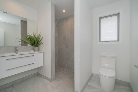 Photo of property in 12 Awatea Drive, Whitianga, 3510