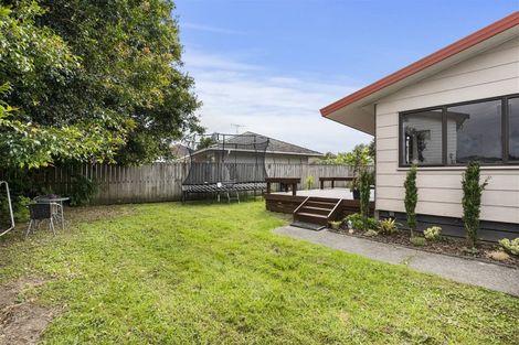 Photo of property in 1/12 Aurea Avenue, Pakuranga, Auckland, 2010