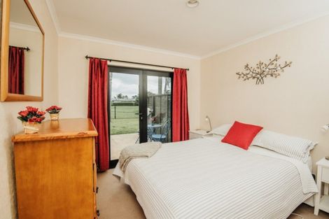 Photo of property in 64 Montego Drive, Papamoa Beach, Papamoa, 3118