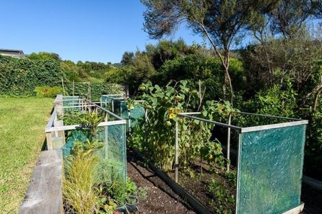 Photo of property in 16 James Nairn Grove, Riverstone Terraces, Upper Hutt, 5018