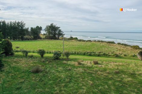 Photo of property in 110 Taieri Mouth Road, Kuri Bush, Brighton, 9091