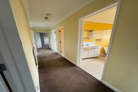 Photo of property in 5 Simcox Street, Otaki Beach, Otaki, 5512