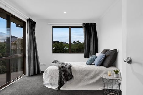 Photo of property in 72 Dillon Drive, Bell Block, New Plymouth, 4312