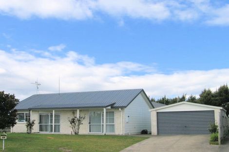Photo of property in 34a Longstead Avenue, Papamoa Beach, Papamoa, 3118