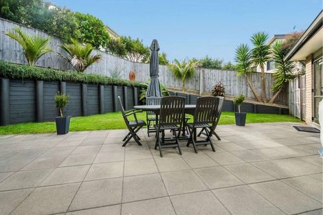 Photo of property in 26 Kilkelly Avenue, Pinehill, Auckland, 0632