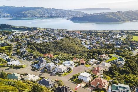 Photo of property in 2 Glengavel Grove, Papakowhai, Porirua, 5024