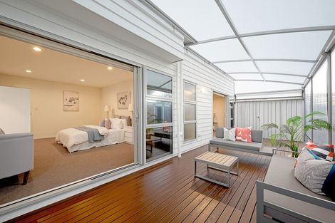 Photo of property in 9 Platinum Rise, Ranui, Auckland, 0612
