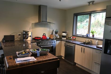 Photo of property in 22 Kinnaird Street, Herbert, Oamaru, 9495