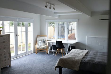 Photo of property in 1/27 Huka Road, Birkenhead, Auckland, 0626