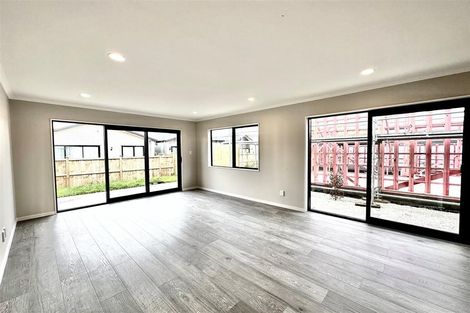 Photo of property in 22 Combat Street, Papakura, 2110