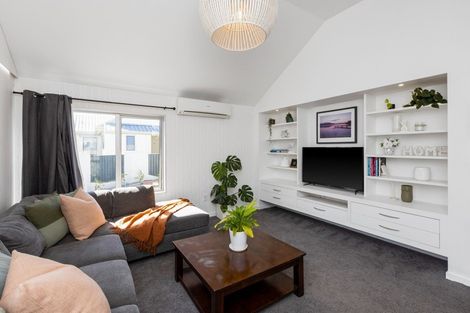 Photo of property in 2/249 Taradale Road, Pirimai, Napier, 4112