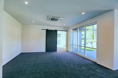 Photo of property in 16 Redwoods Lane, Helensburgh, Dunedin, 9010