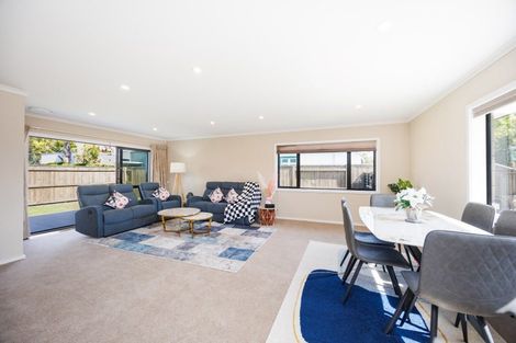 Photo of property in 18 Thomson Street, West End, Palmerston North, 4412