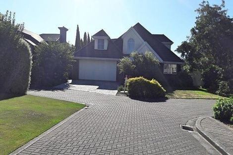 Photo of property in 5 Oaktree Lane, Bishopdale, Christchurch, 8053