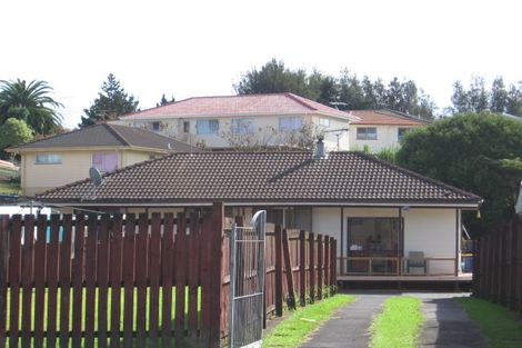 Photo of property in 69 Hindmarsh Street, Henderson, Auckland, 0612
