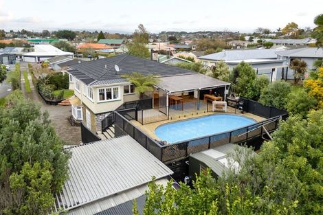 Photo of property in 21 Dinsdale Road, Dinsdale, Hamilton, 3204