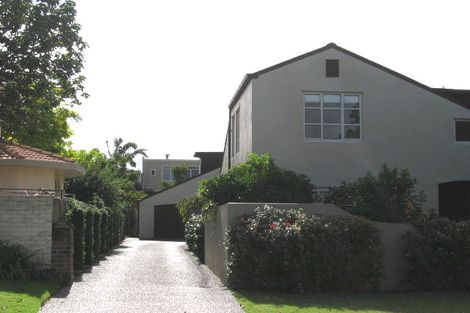 Photo of property in 1/4 Frieston Road, Milford, Auckland, 0620