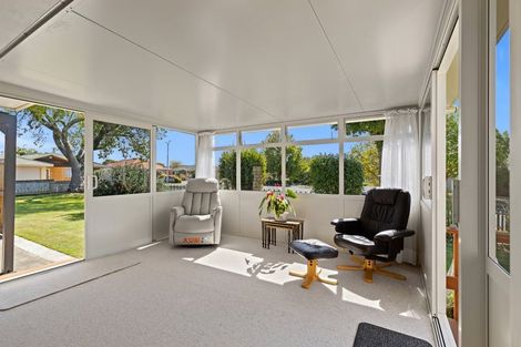 Photo of property in 33 Karina Crescent, Redwoodtown, Blenheim, 7201