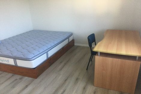 Photo of property in 216 Hillcrest Road, Hillcrest, Hamilton, 3216