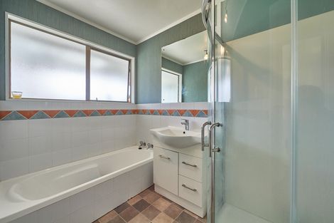 Photo of property in 36 Heatherlea Heights, Feilding, 4702